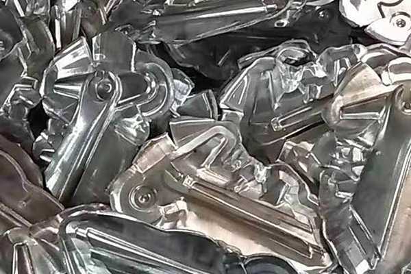 清遠提供鋁合金滑板車架熱處理廠